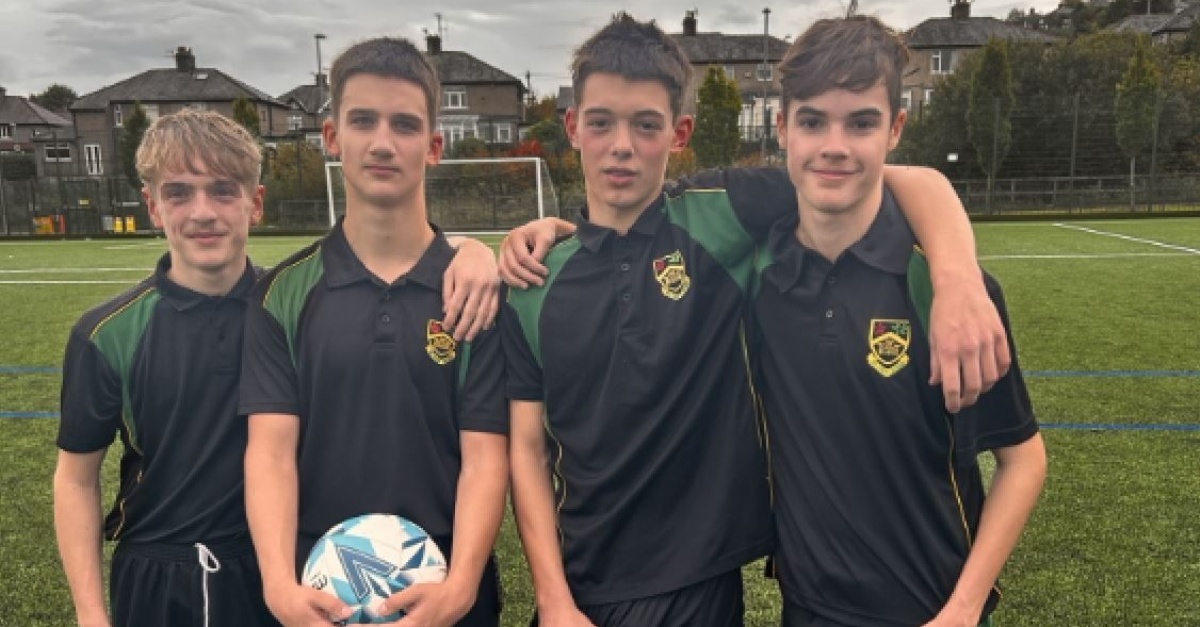 Colne Park High School - Year 11 win 5-3 against Marsden Heights
